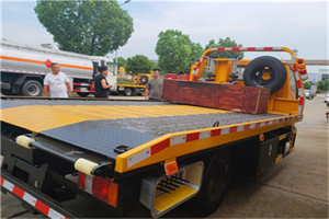 永定路附近拖车电话号码服务